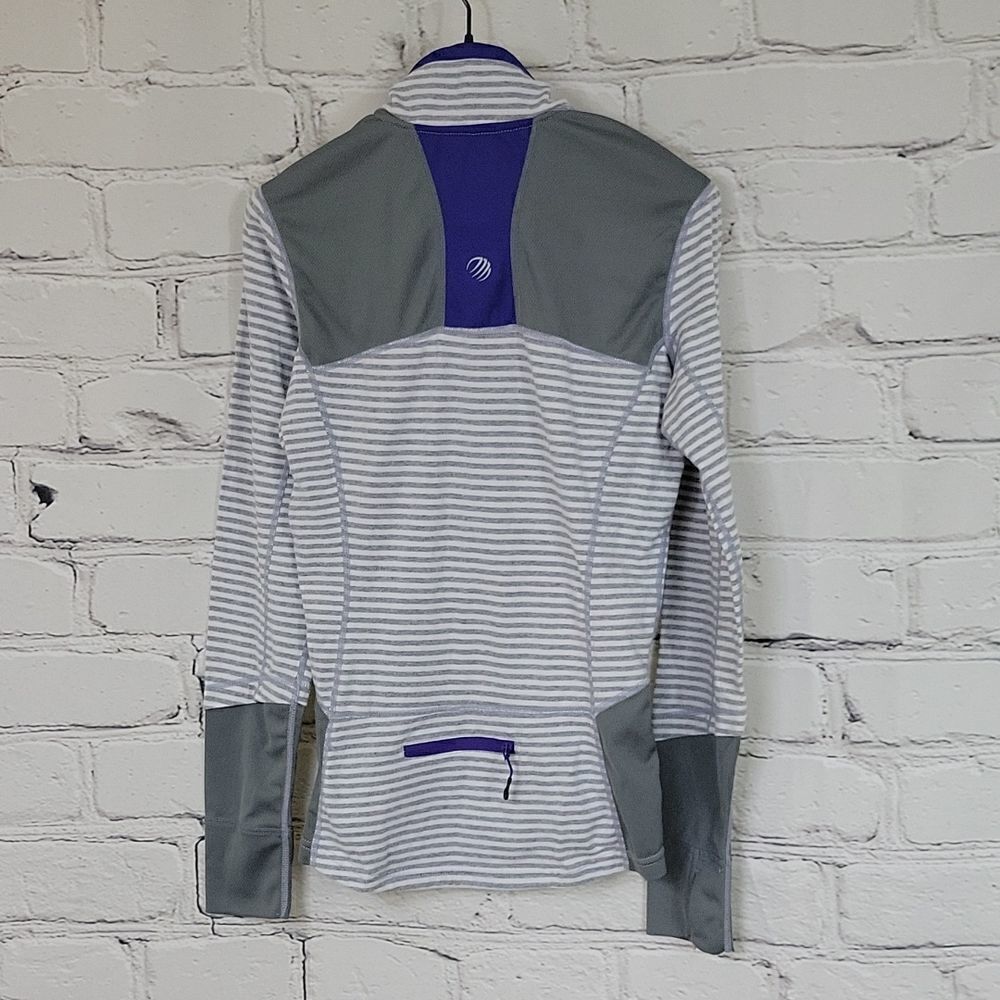 MPG Quarter-zip Running Top - Picture 9 of 14